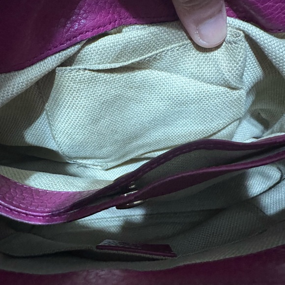 GUCCI ❤️🌟SOHO MAGENTA PEBBLED LEATHER TOTE⭐️ - Picture 14 of 15